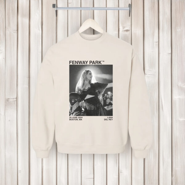 Photo Fenway Park Lana Del Rey Crewneck Shirt