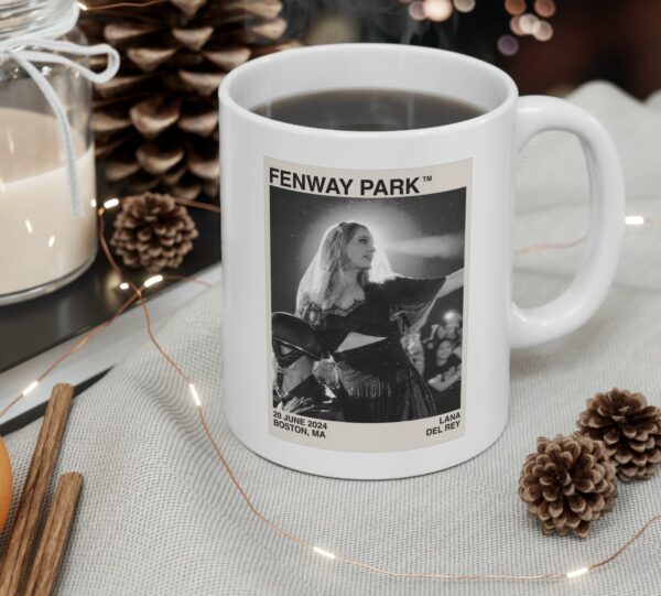 Photo Fenway Park Lana Del Rey Mug Cups