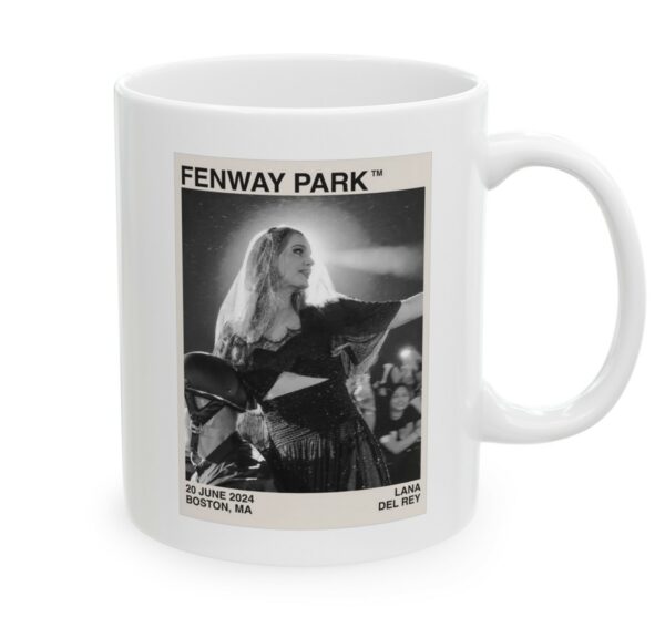 Photo Fenway Park Lana Del Rey Mugs